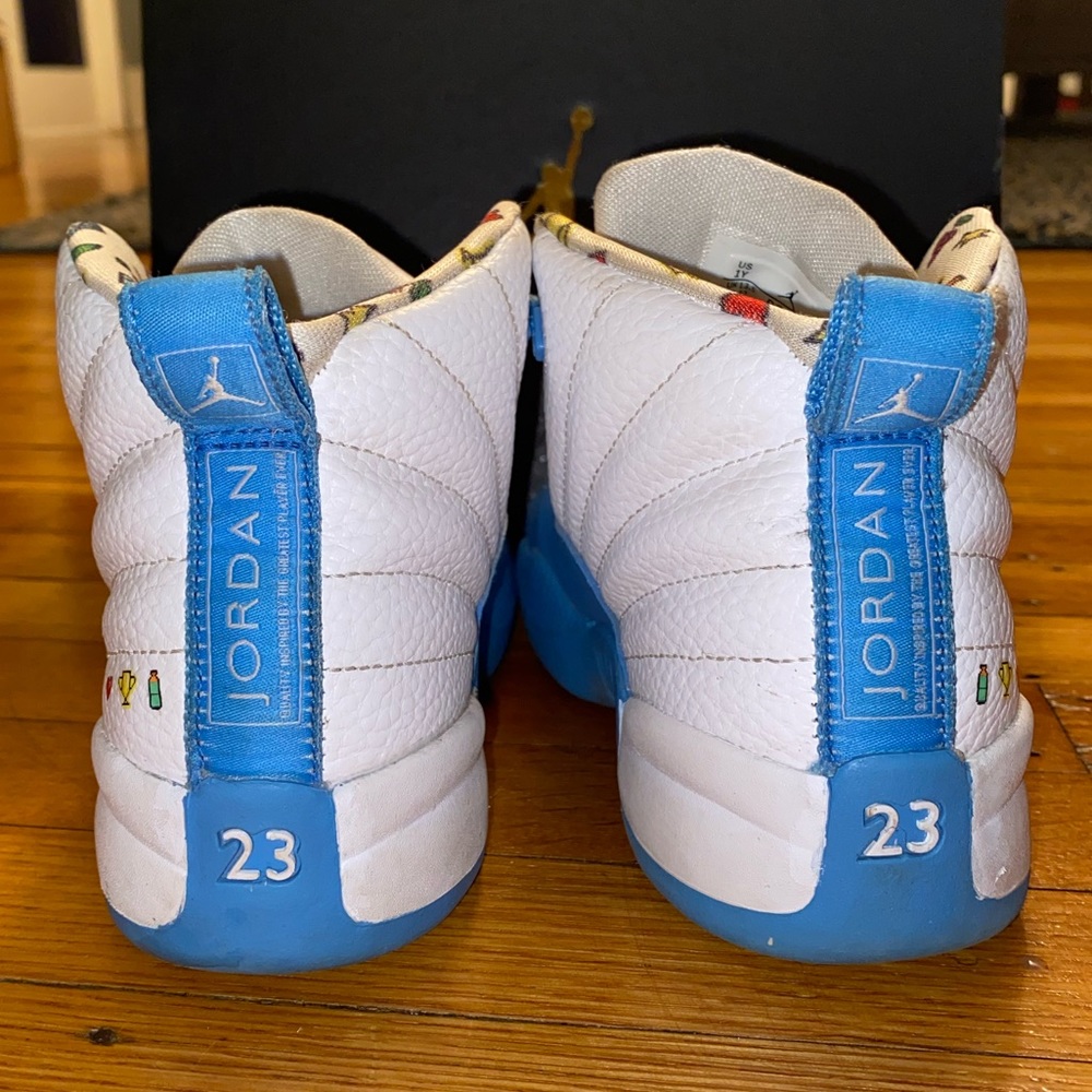 Kids Jordan 12 retro emoji size 1 - Picture 5 of 7